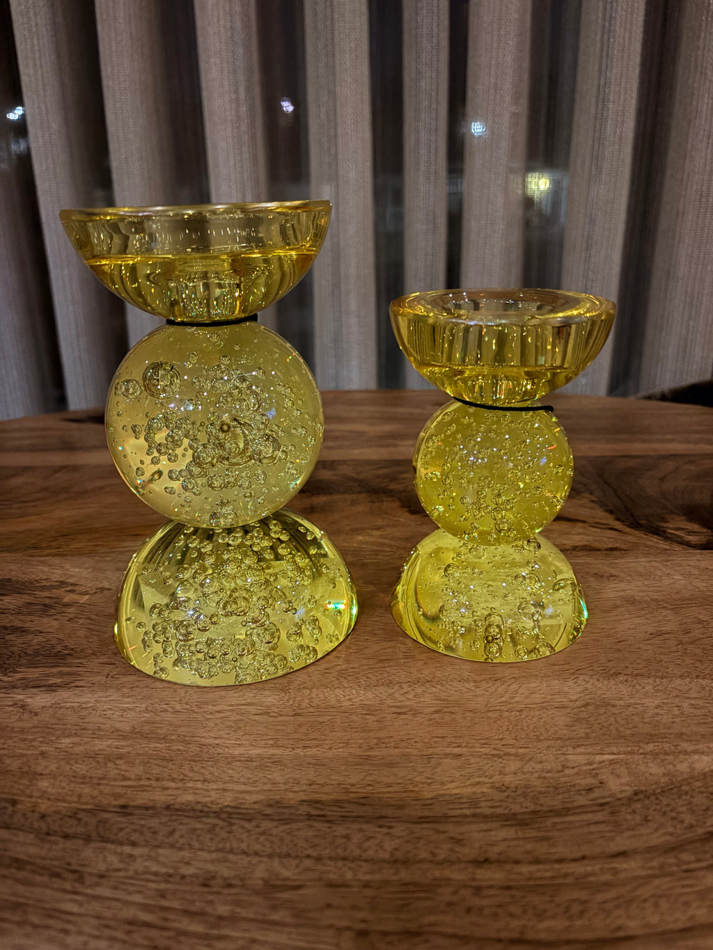 Gele bol kandelaar groot light&living