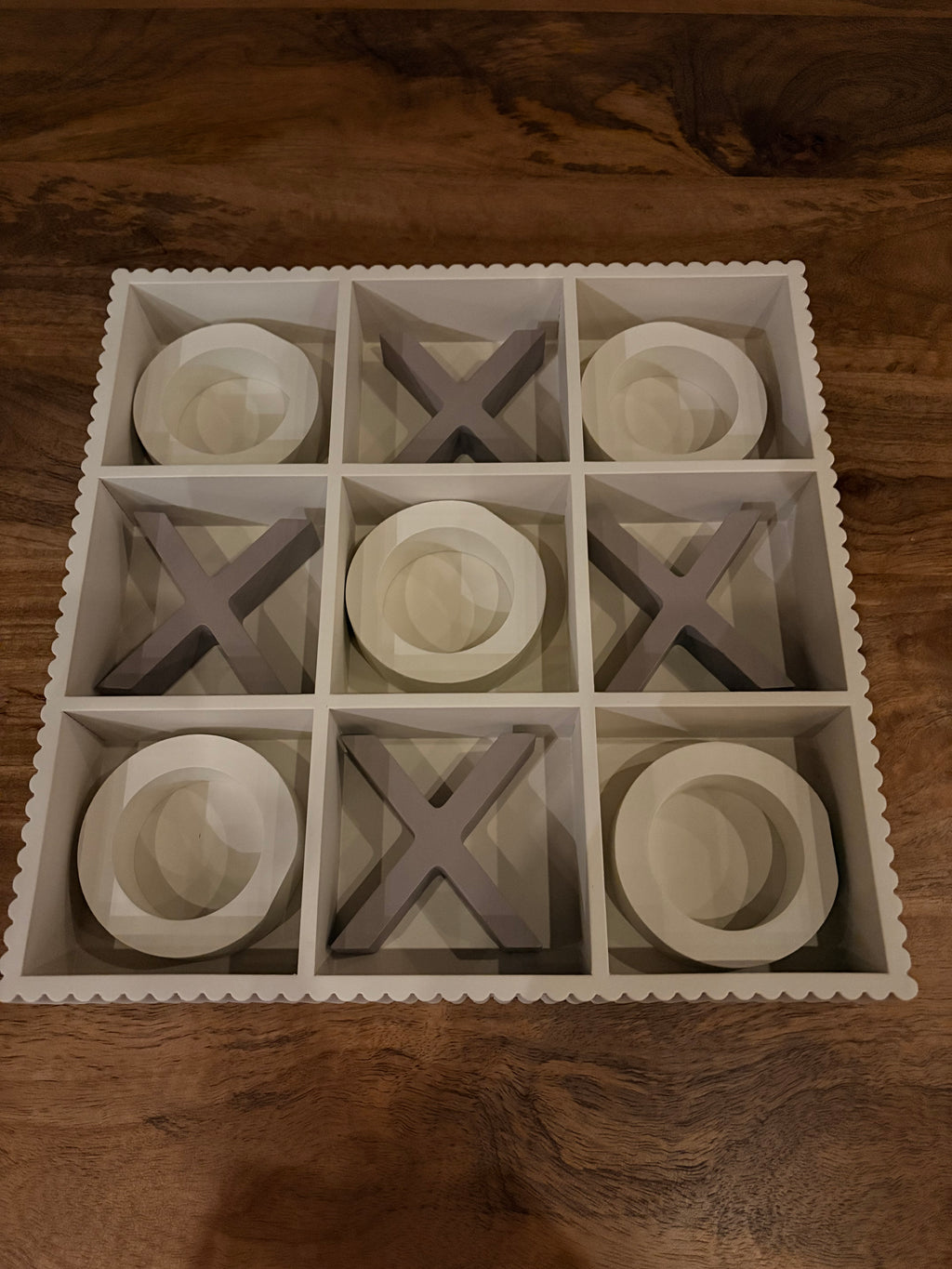 Tic tac toe housevitamin