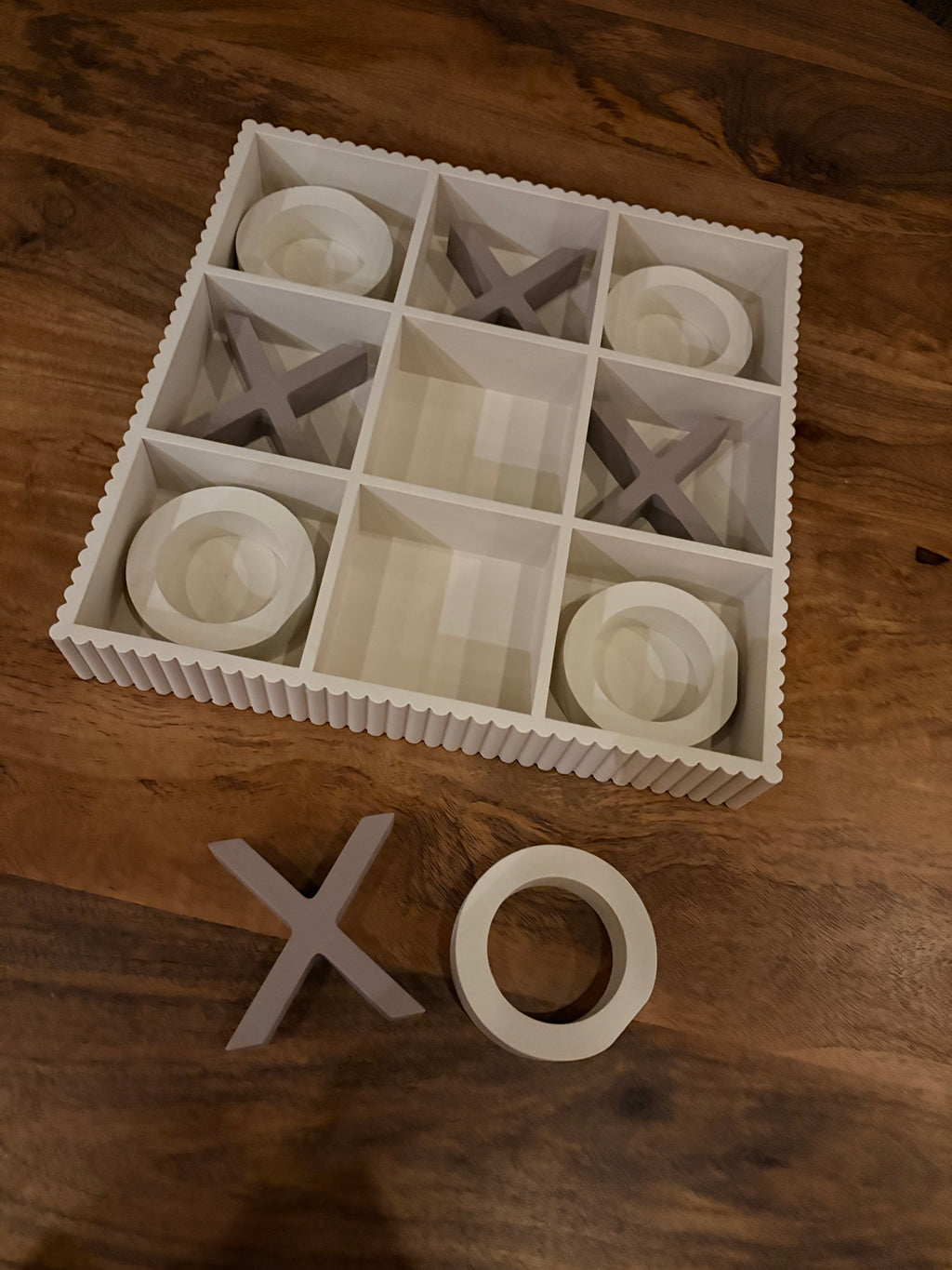 Tic tac toe housevitamin