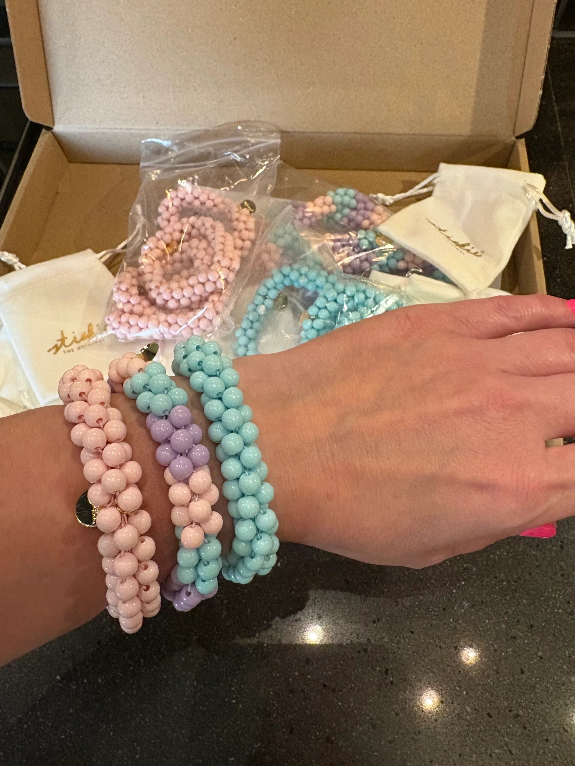 Stiekie Bold Colorful